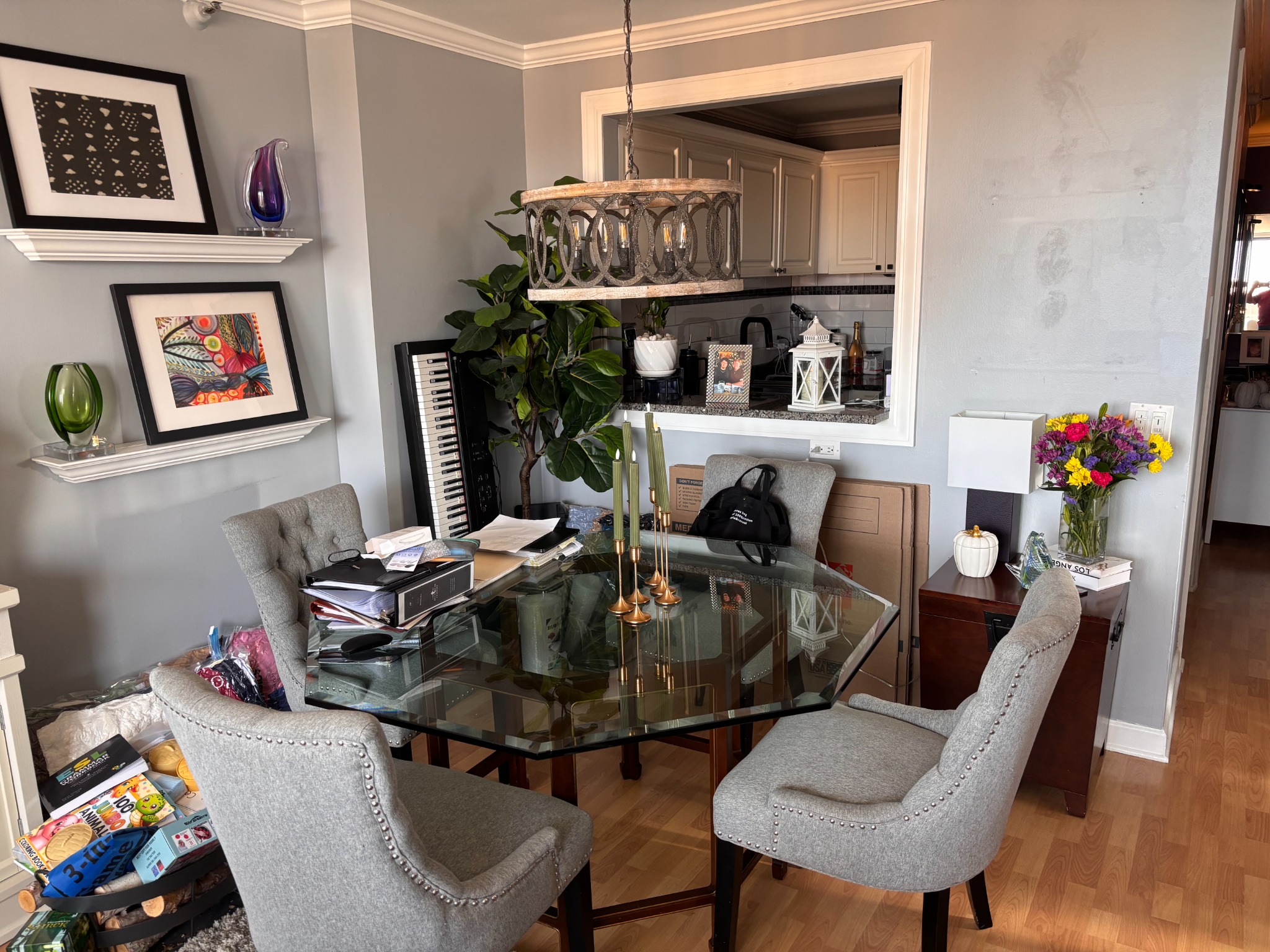 Existing condo dining area and kitchen opening before the redesign